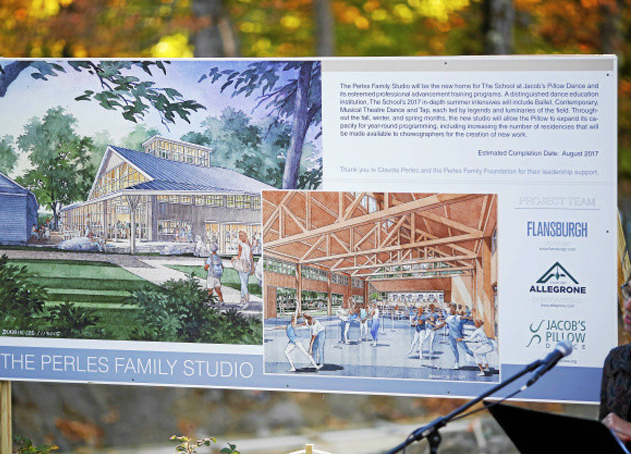 jacobspillowperlesfamily